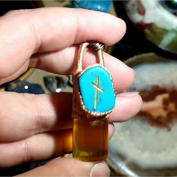 Nauthiz Rune Dyed Howlite Honey Spell Jar Necklace - Picture 3 of 6